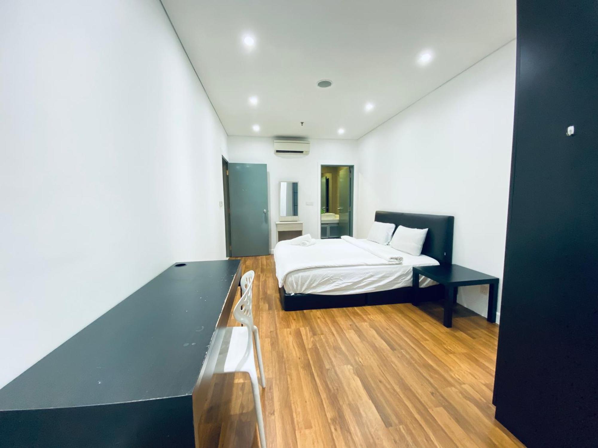Apartment Near Klcc By Grihoz Kuala Lumpur Room photo